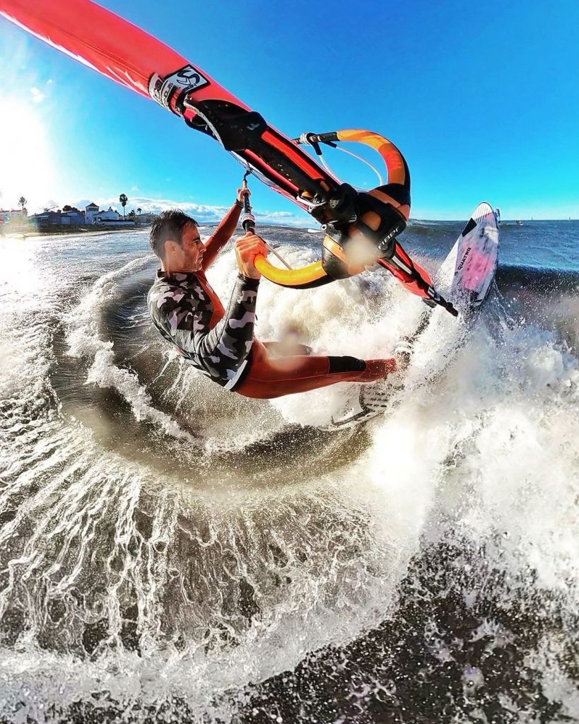 Surfing-and-windsurfing-5-amazing-shots-captured-with-Flymount-5